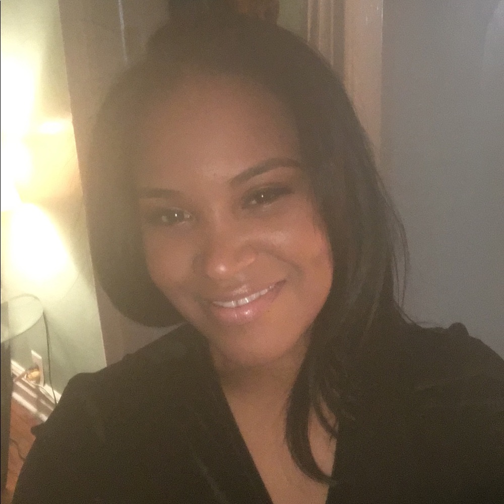 Meet your Posher, Natashia